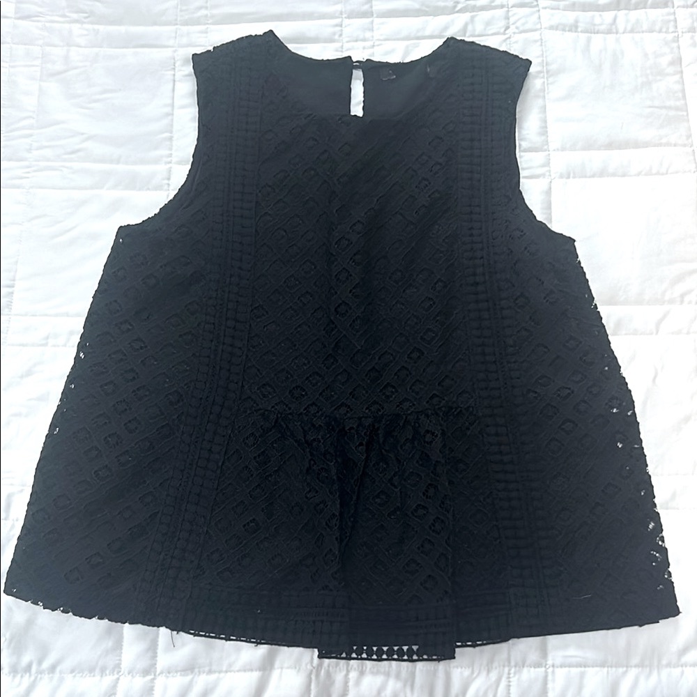 Black Sleeveless Crotchet Lace Top